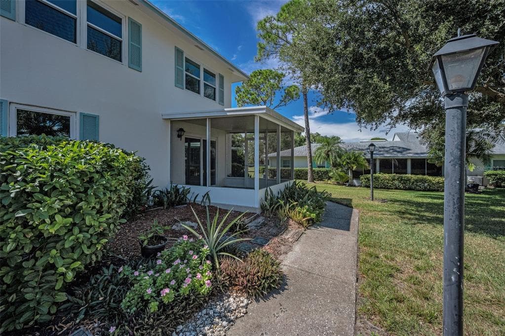 3285 40TH WAY S UNIT C ST PETERSBURG, FL 33711
