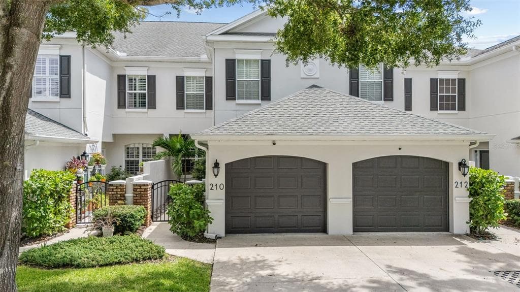 210 S LINCOLN AVENUE TAMPA, FL 33609