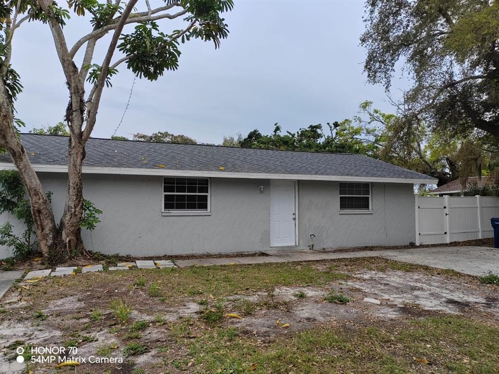 1103 33RD AVENUE W BRADENTON, FL 34205