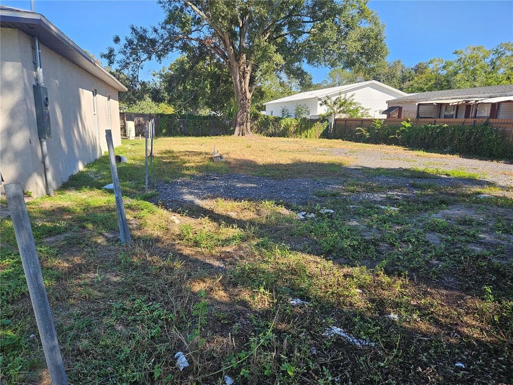 12321 CAMBRIDGE AVENUE TAMPA, FL 33624