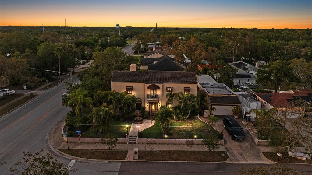 1500 MAPLE STREET CLEARWATER, FL 33755