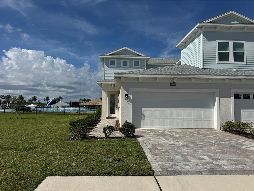 7973 AVON DIVE COURT WESLEY CHAPEL, FL 33545