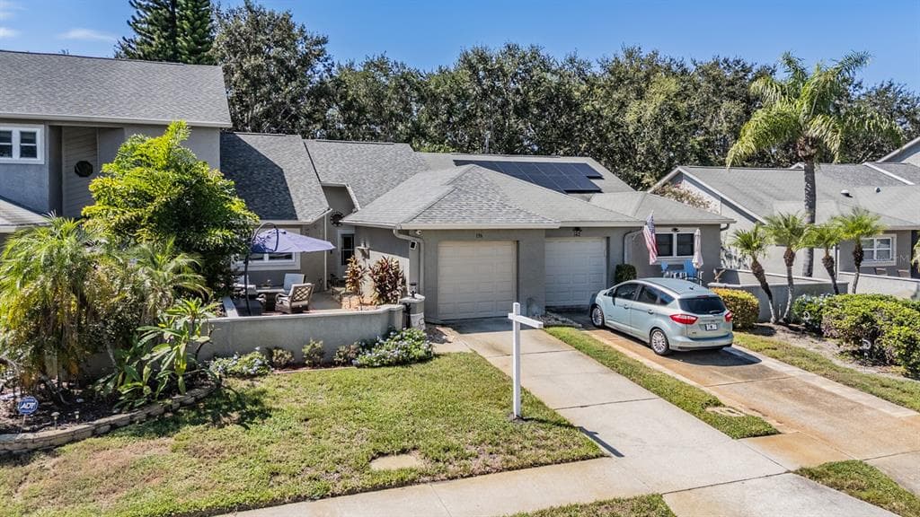 136 HUNTER COURT PALM HARBOR, FL 34684