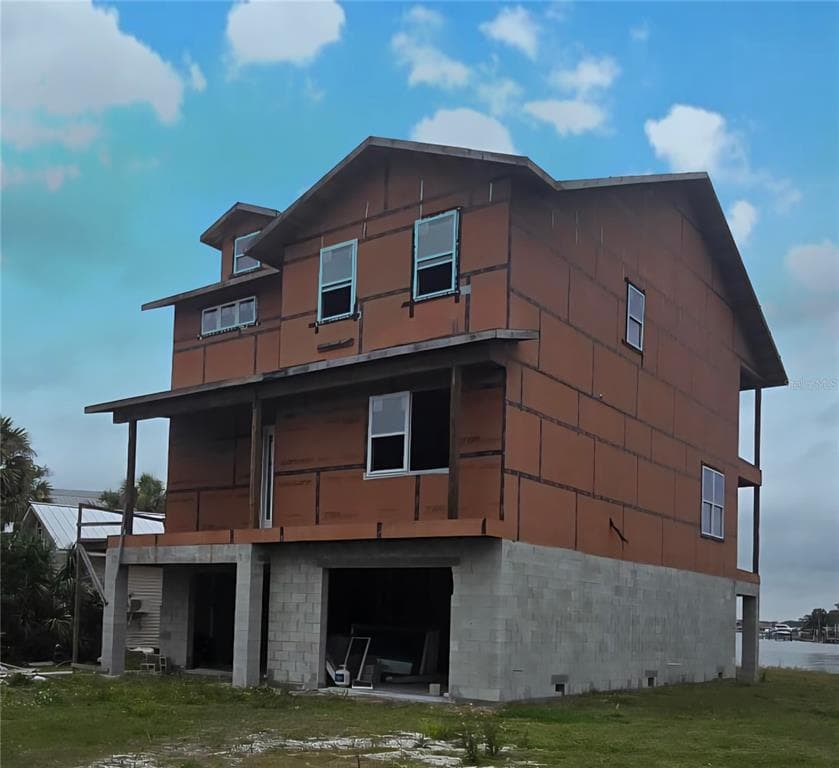1203 BAY SHORE BOULEVARD INDIAN ROCKS BEACH, FL 33785