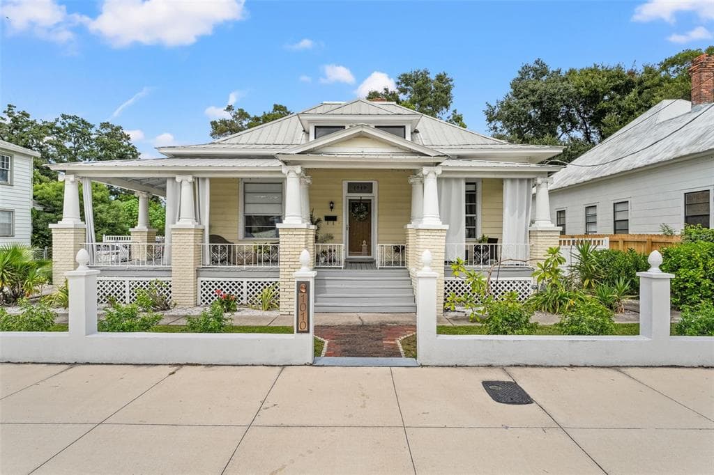 1010 E COLUMBUS DRIVE TAMPA, FL 33605