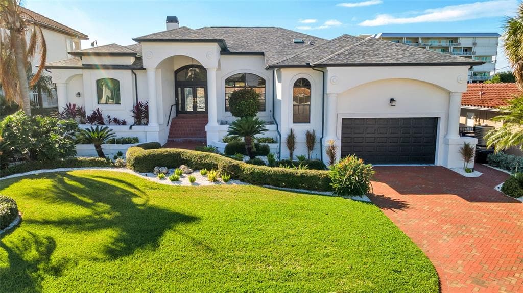 112 LEEWARD ISLAND CLEARWATER, FL 33767