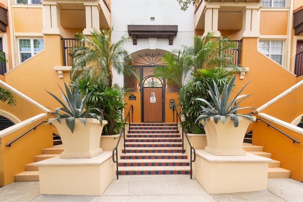 100 4TH AVENUE S UNIT 223 ST PETERSBURG, FL 33701