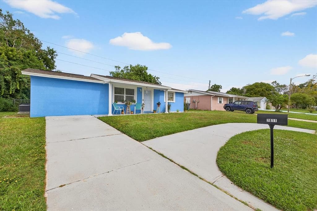 7811 FOX HOLLOW DRIVE PORT RICHEY, FL 34668
