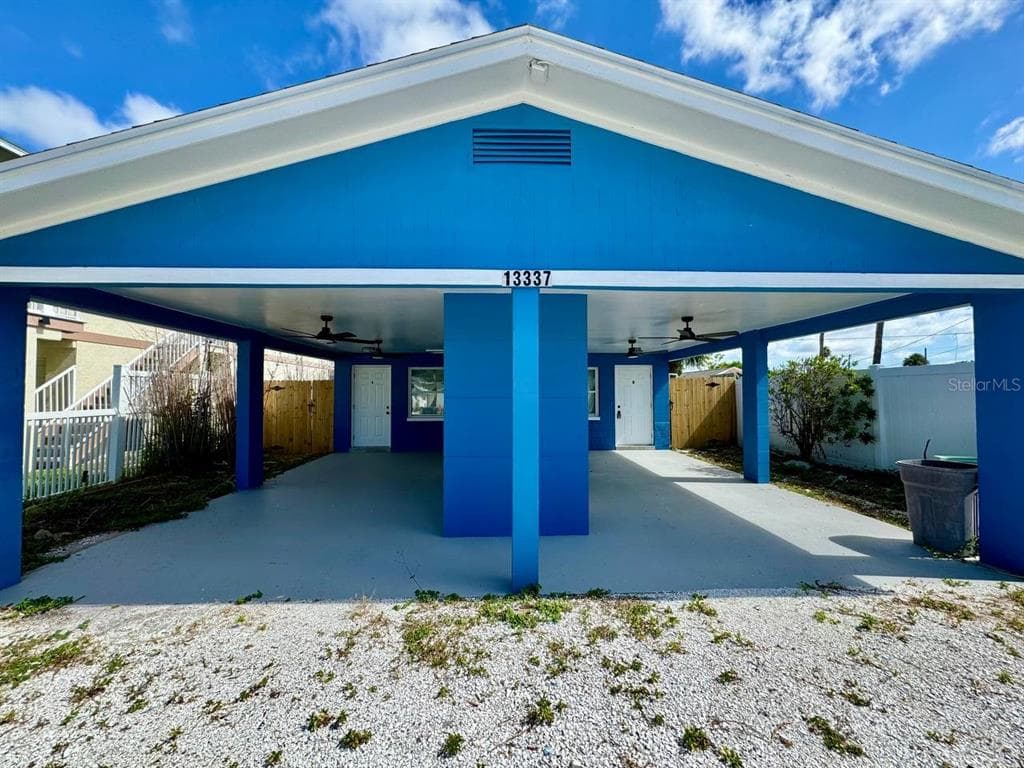13337 1ST STREET E UNIT B MADEIRA BEACH, FL 33708