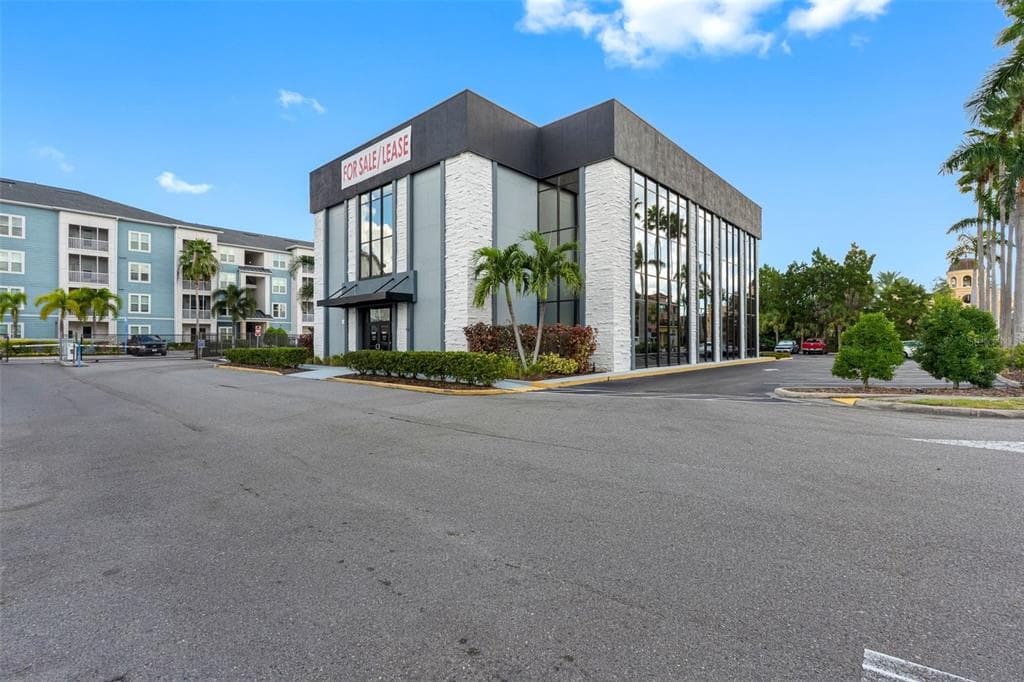18401 US 19 N CLEARWATER, FL 33764