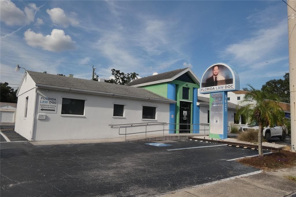 5621 CENTRAL AVENUE ST PETERSBURG, FL 33710