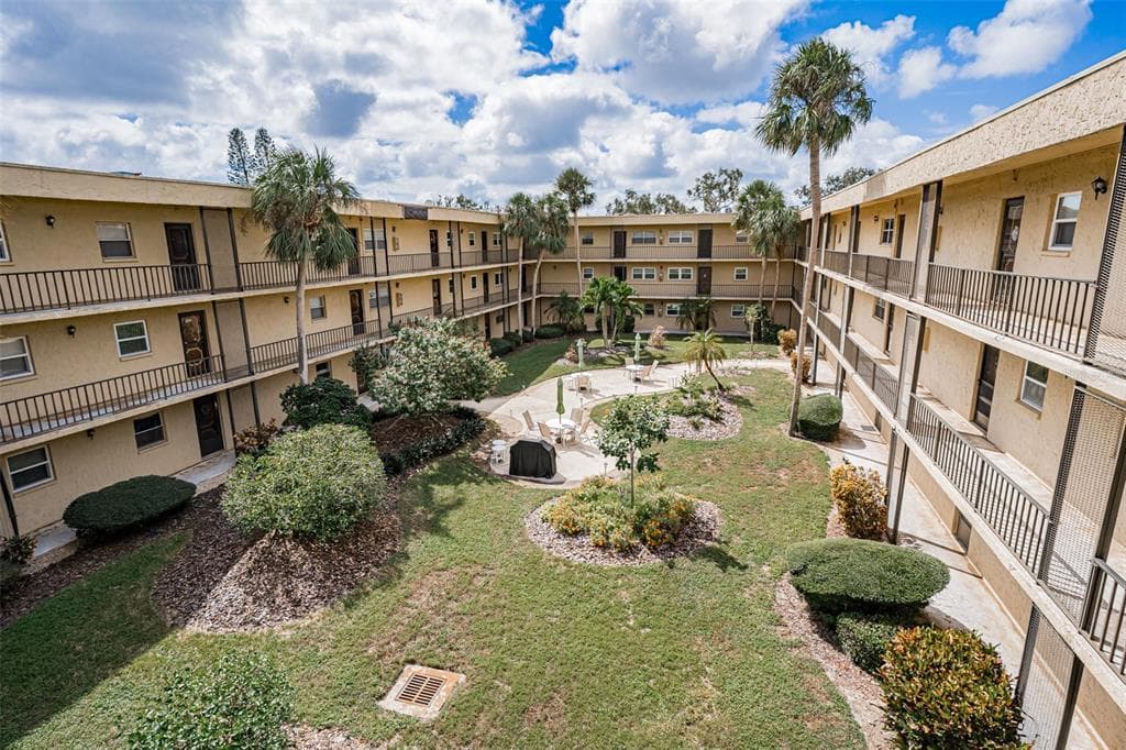 11485 OAKHURST ROAD UNIT 200-306 LARGO, FL 33774