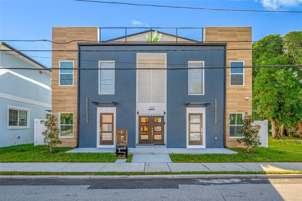 527 N GARDEN AVENUE Unit 4 CLEARWATER, FL 33755