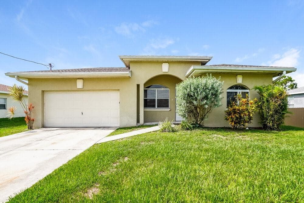 3005 21ST STREET SW LEHIGH ACRES, FL 33976