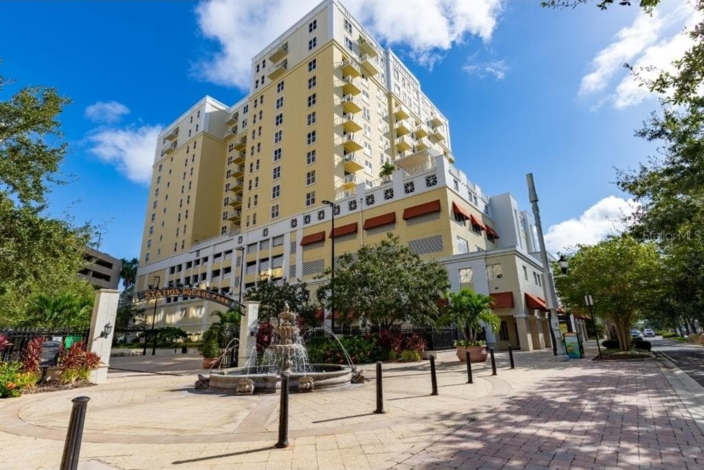 628 CLEVELAND STREET UNIT 612 CLEARWATER, FL 33755
