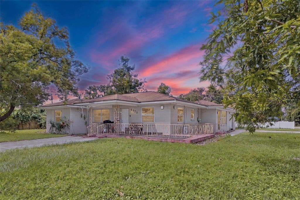 3806 N MATANZAS AVENUE