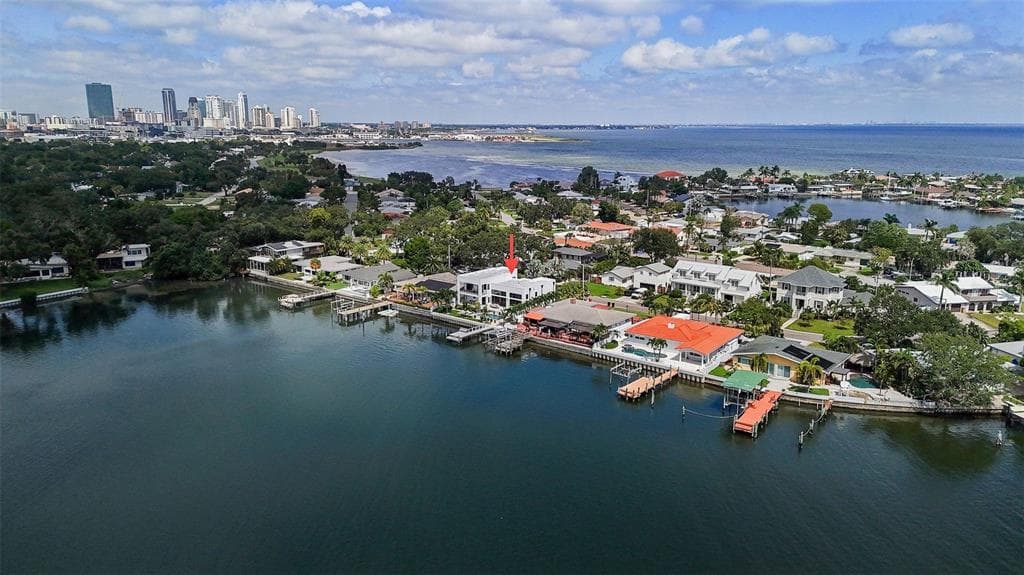 2501 SUNRISE DRIVE SE ST PETERSBURG, FL 33705