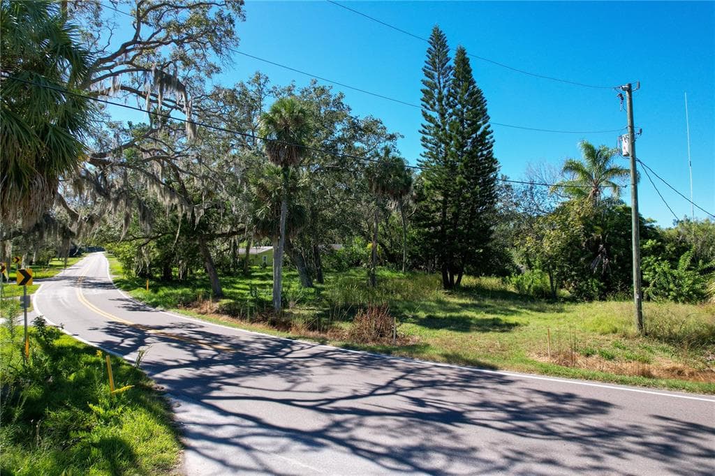 18905 ARIPEKA ROAD HUDSON, FL 34667