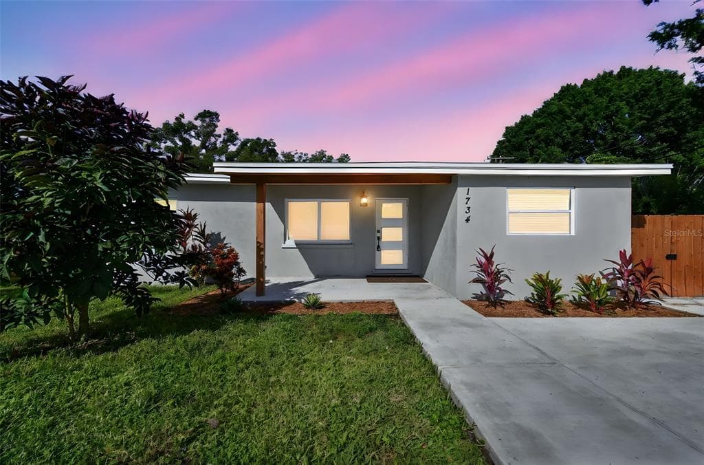 1734 MAIDEN LANE LARGO, FL 33774
