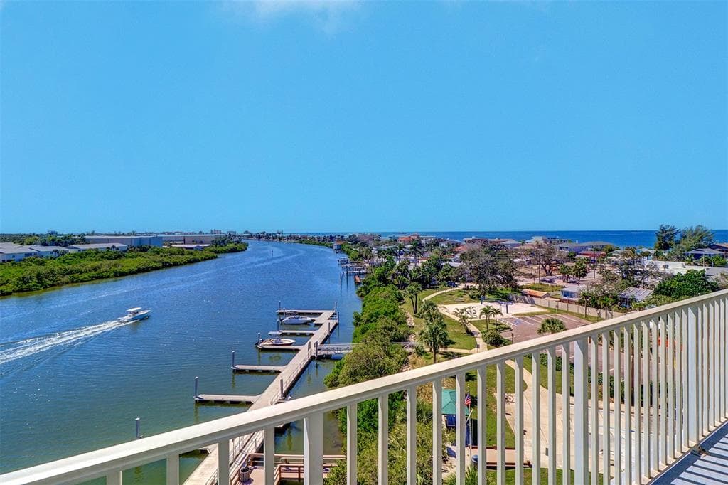 399 2ND STREET UNIT 716 INDIAN ROCKS BEACH, FL 33785