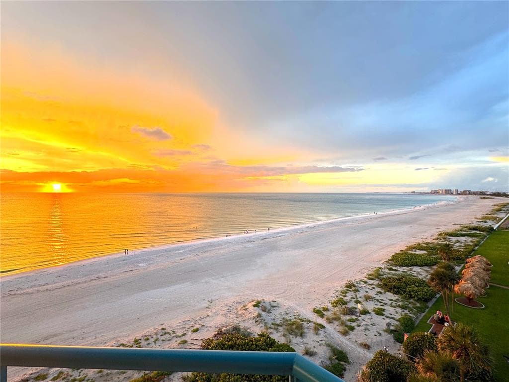 1520 GULF BOULEVARD UNIT 602 CLEARWATER BEACH, FL 33767