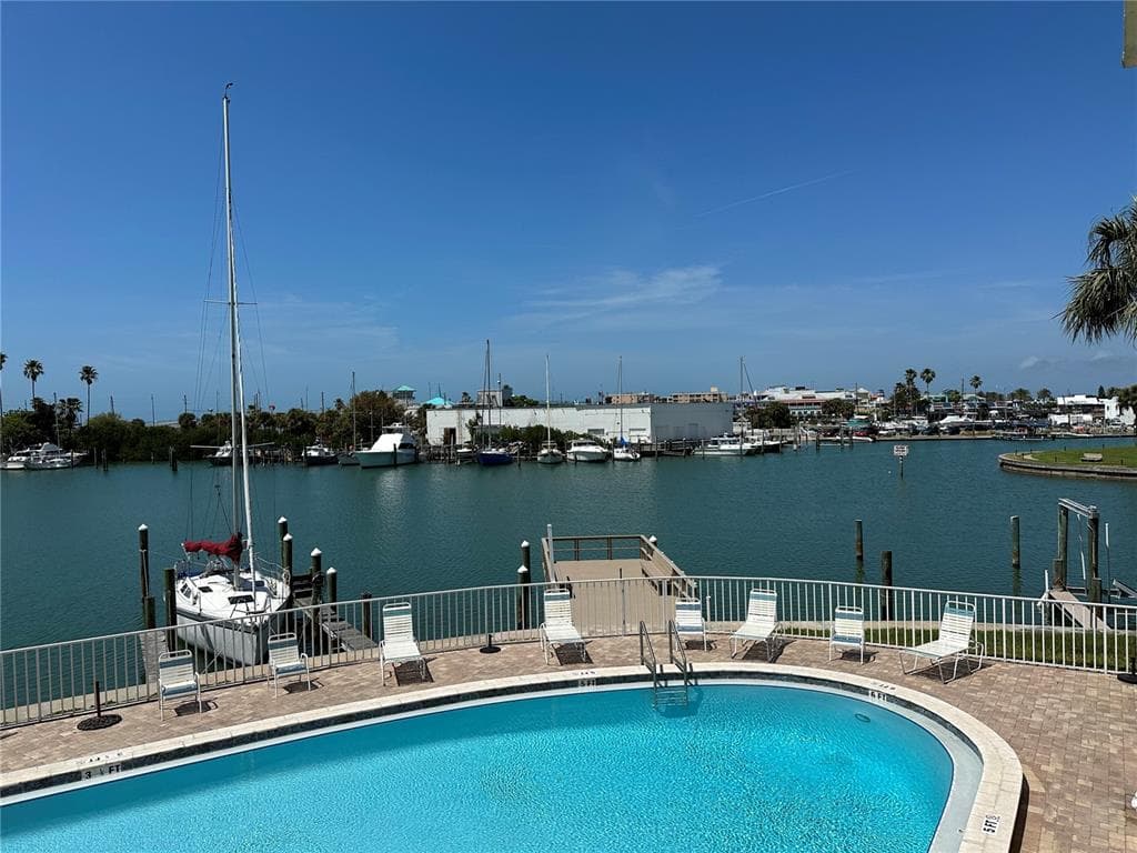 12500 CAPRI CIR N UNIT 401