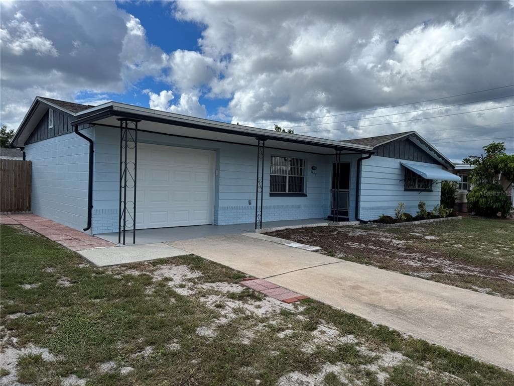 3447 COLUMBUS DRIVE HOLIDAY, FL 34691