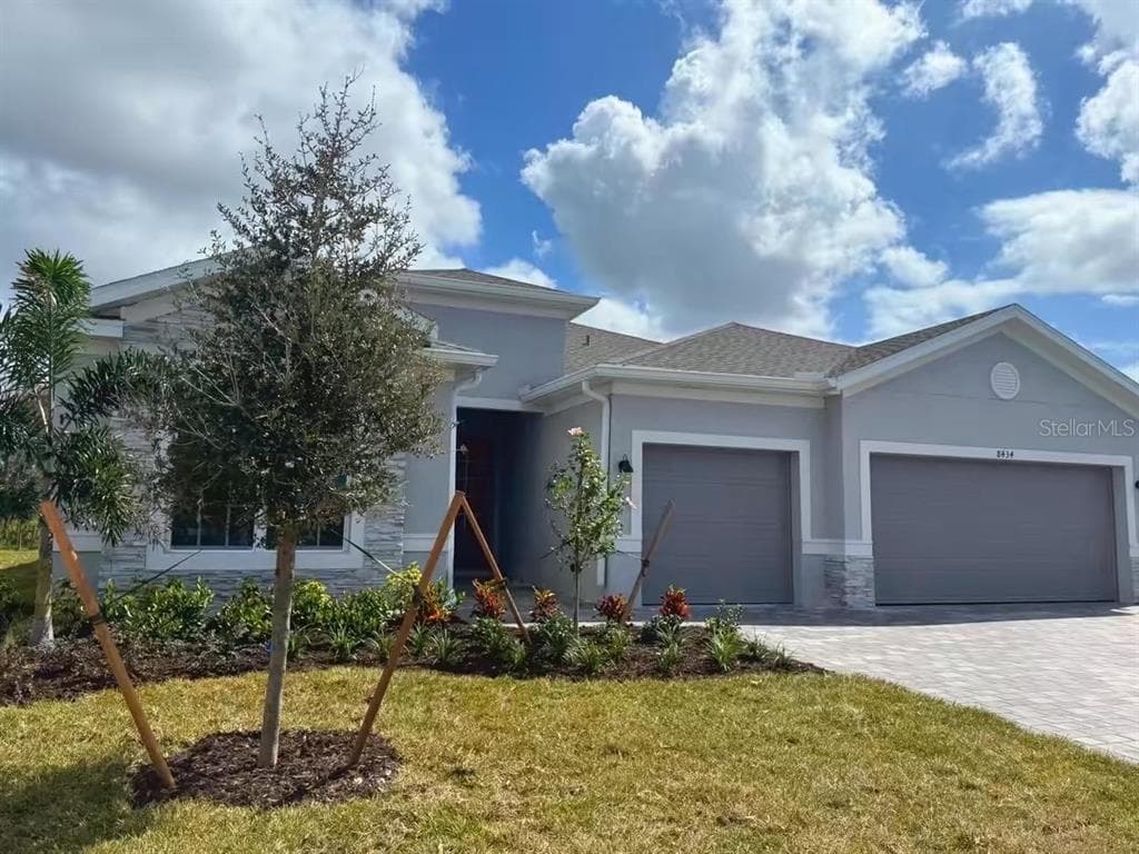 8434 SAINT KITTS CIRCLE