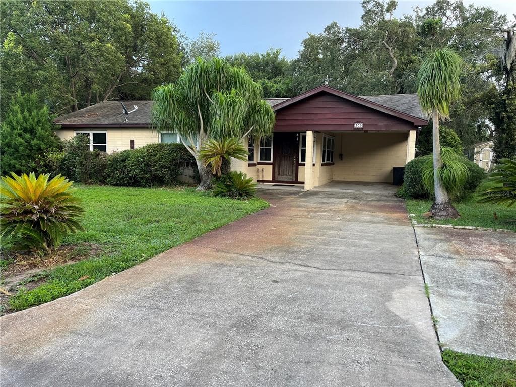 309 RIVIERA DRIVE DEBARY, FL 32713