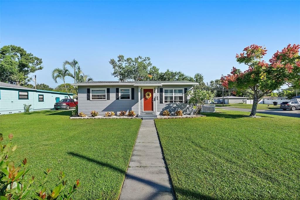 1301 56TH AVENUE N ST PETERSBURG, FL 33703