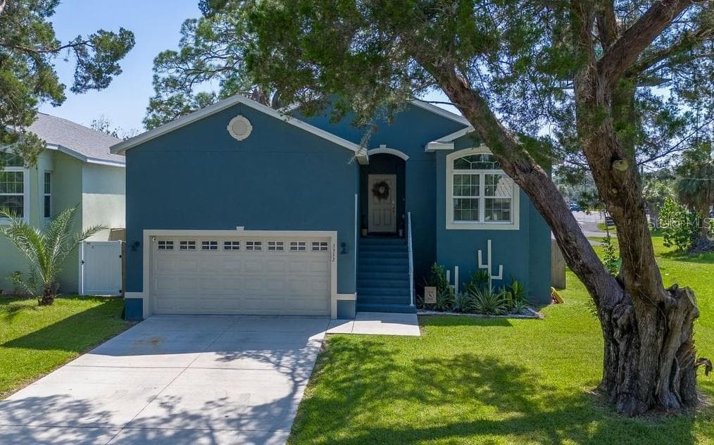 5352 COTEE RIVER DRIVE NEW PORT RICHEY, FL 34652