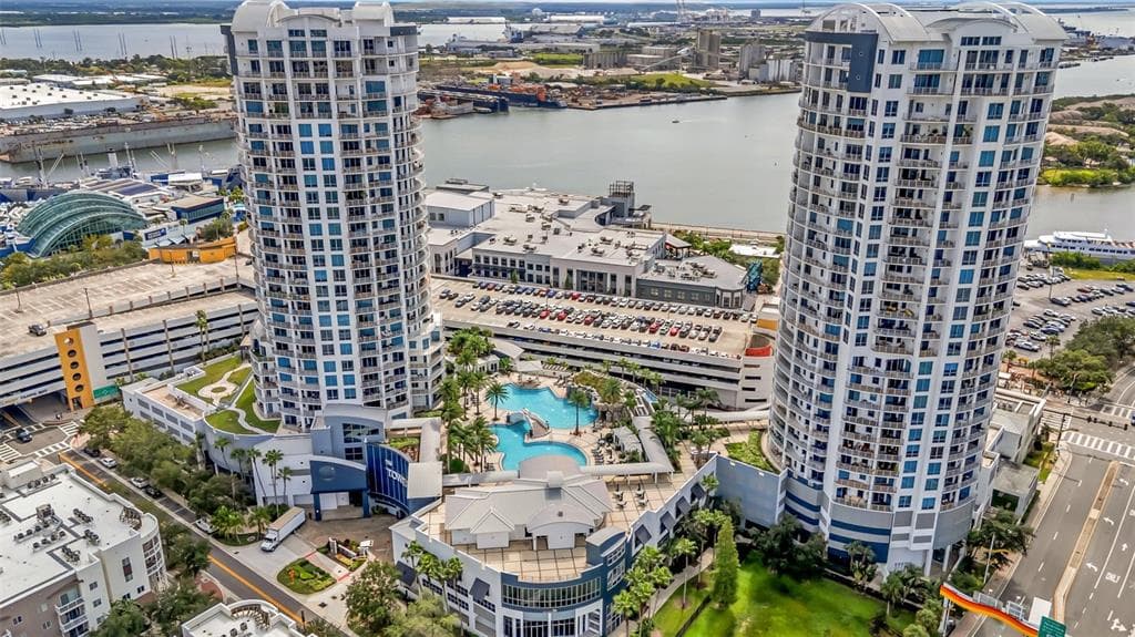 1209 E CUMBERLAND AVENUE UNIT 604 TAMPA, FL 33602