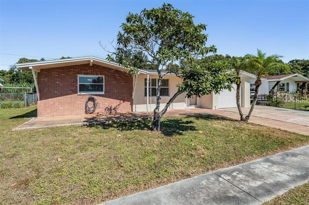 5301 DAWN LANE HOLIDAY, FL 34690