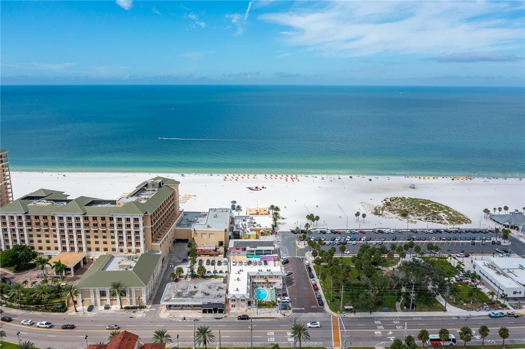 530 MANDALAY AVENUE UNIT 104 CLEARWATER BEACH, FL 33767