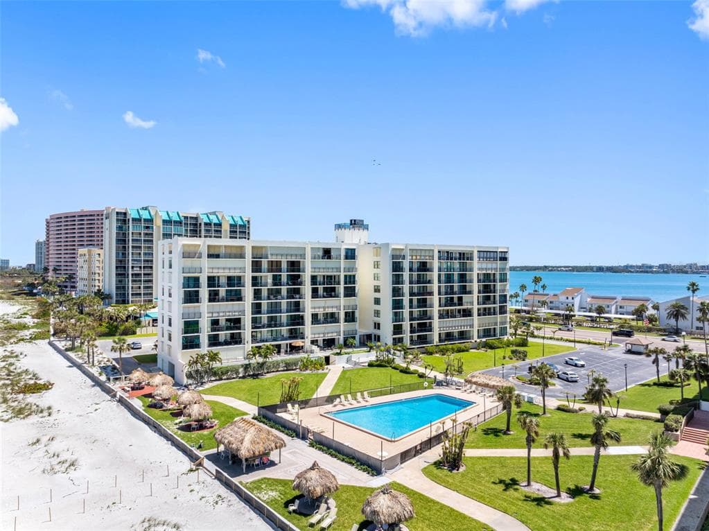 1400 GULF BOULEVARD UNIT 204 CLEARWATER BEACH, FL 33767