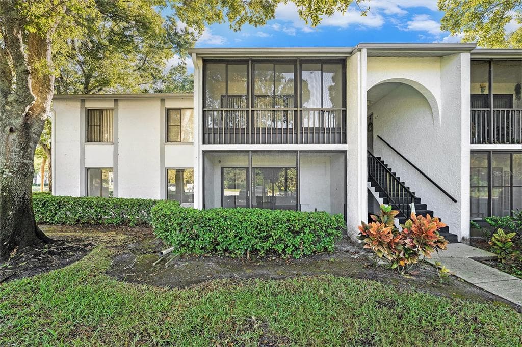 1135 PINE RIDGE CIRCLE W UNIT A2