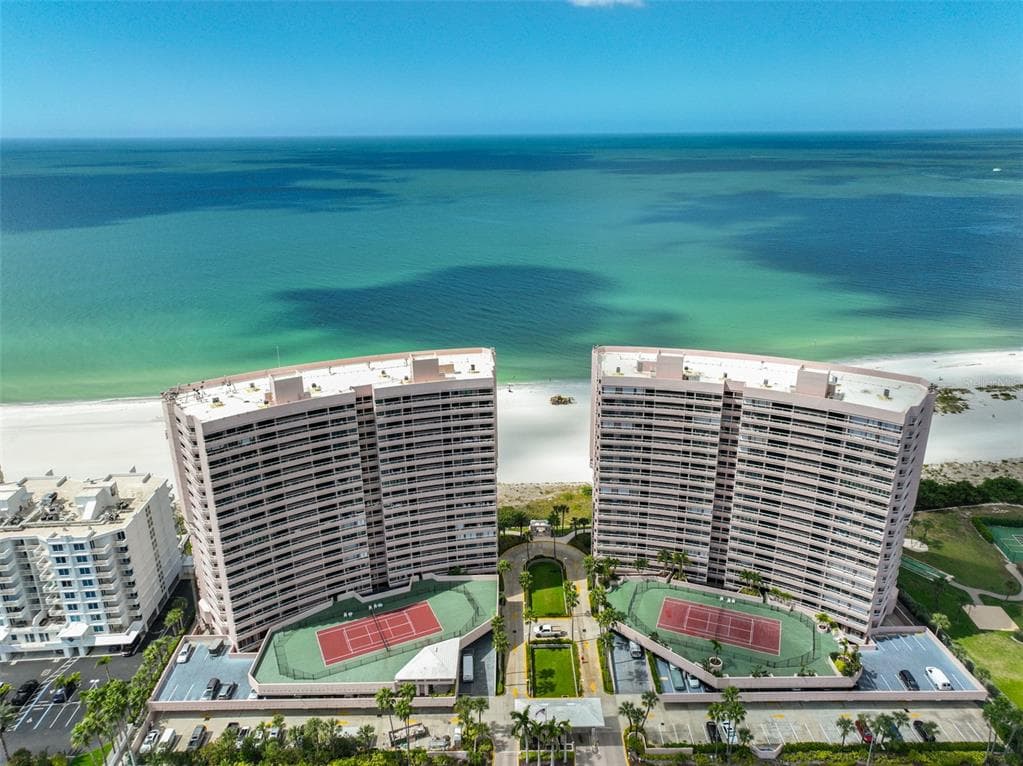 1340 GULF BOULEVARD UNIT 11C CLEARWATER BEACH, FL 33767