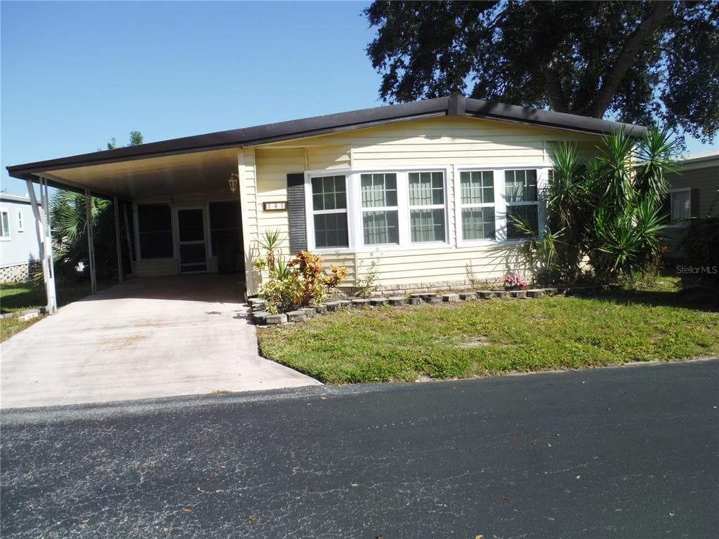 141 FOREST LANE UNIT 13