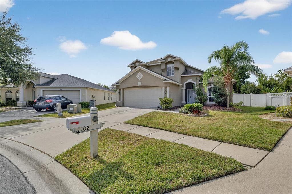 4102 MEDBURY DRIVE WESLEY CHAPEL, FL 33543