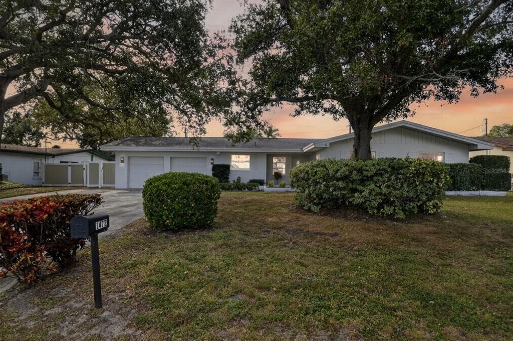 1472 HUNTER LANE CLEARWATER, FL 33764