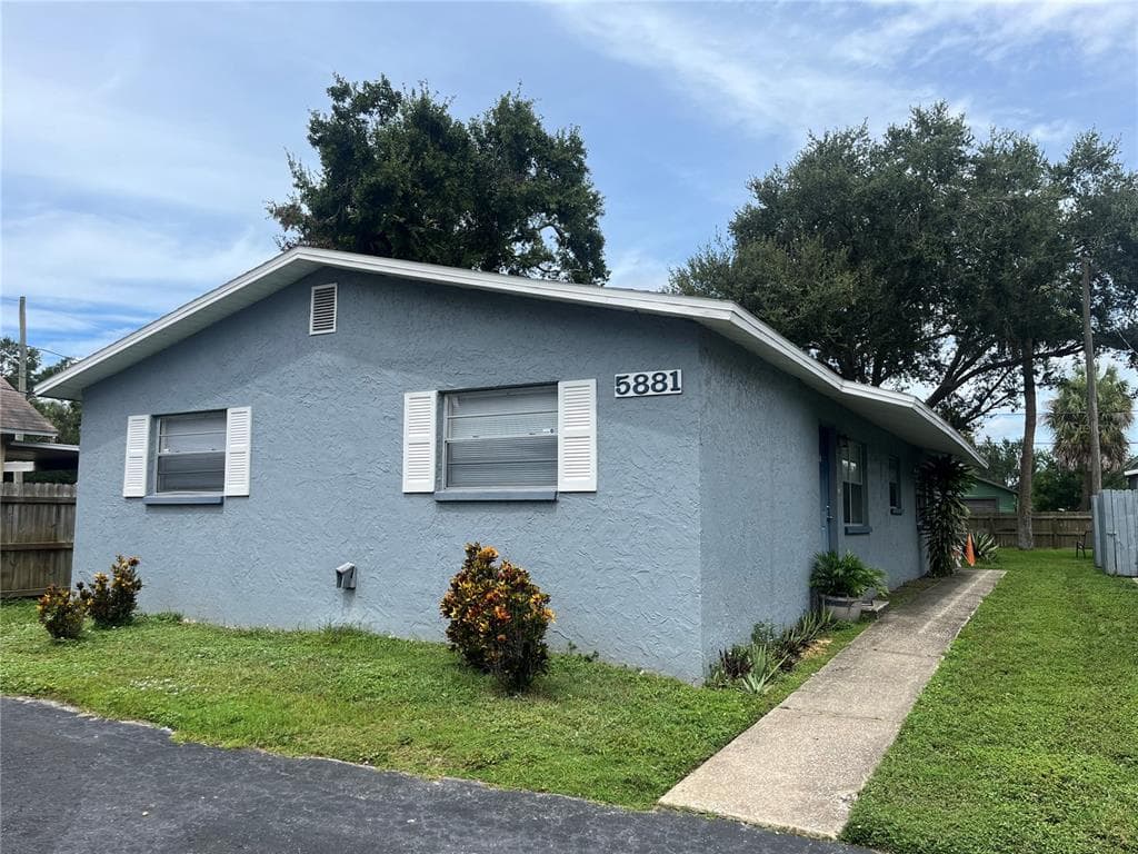 5871 72ND AVENUE N PINELLAS PARK, FL 33781