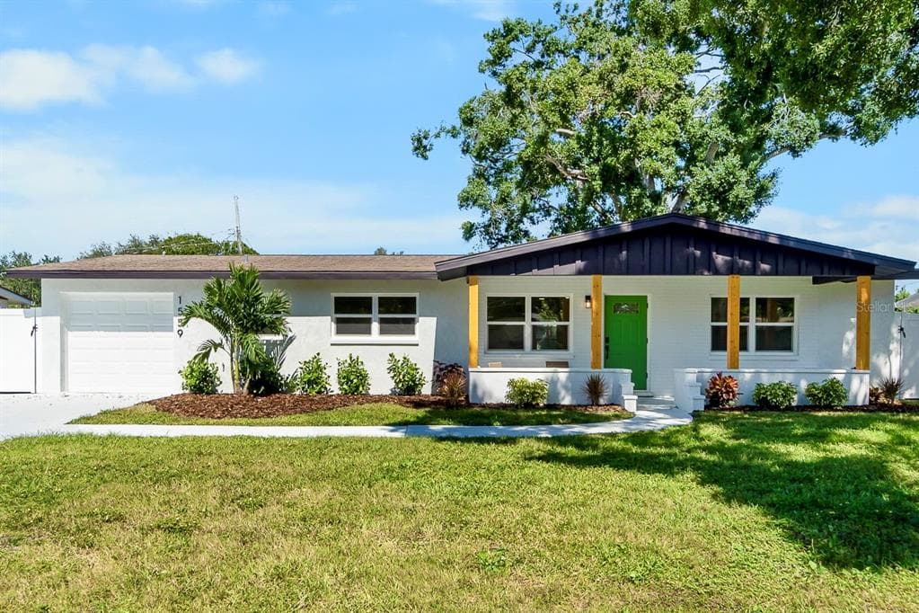 1559 78TH TERRACE N ST PETERSBURG, FL 33702