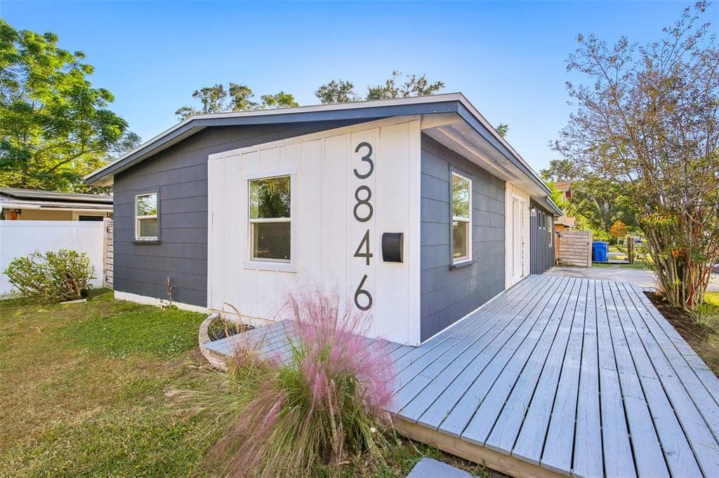 3846 TIFTON STREET N ST PETERSBURG, FL 33714