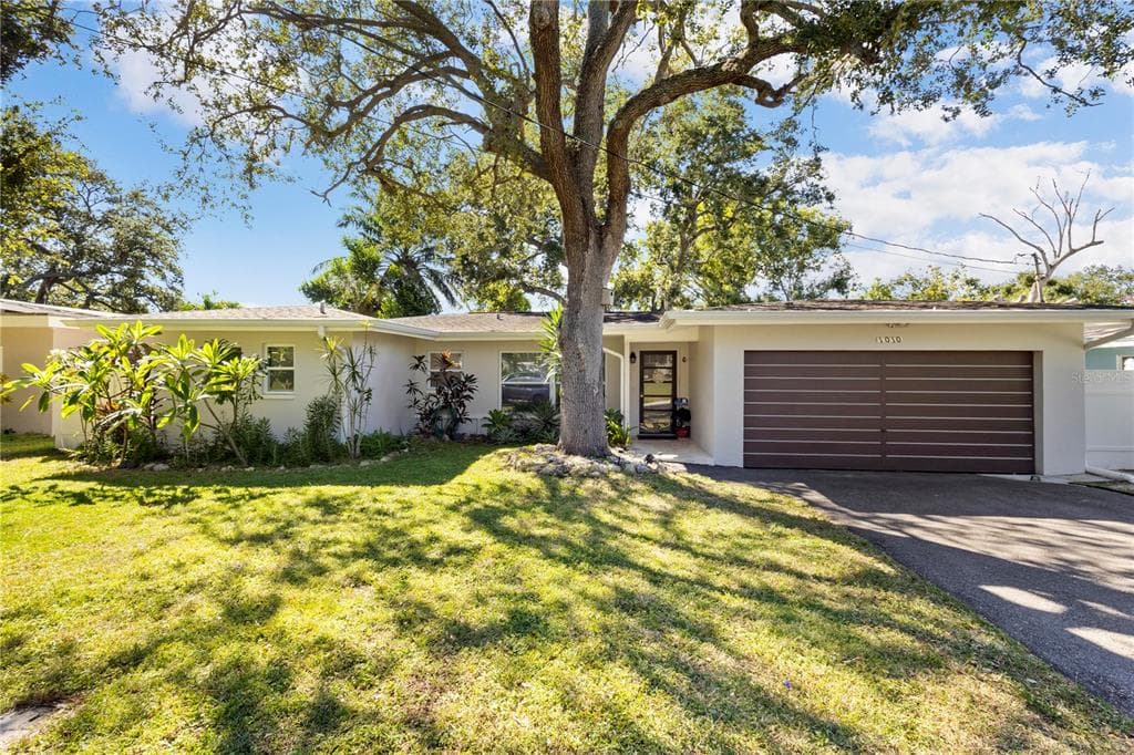 1010 BAY BREEZE TERRACE LARGO, FL 33770