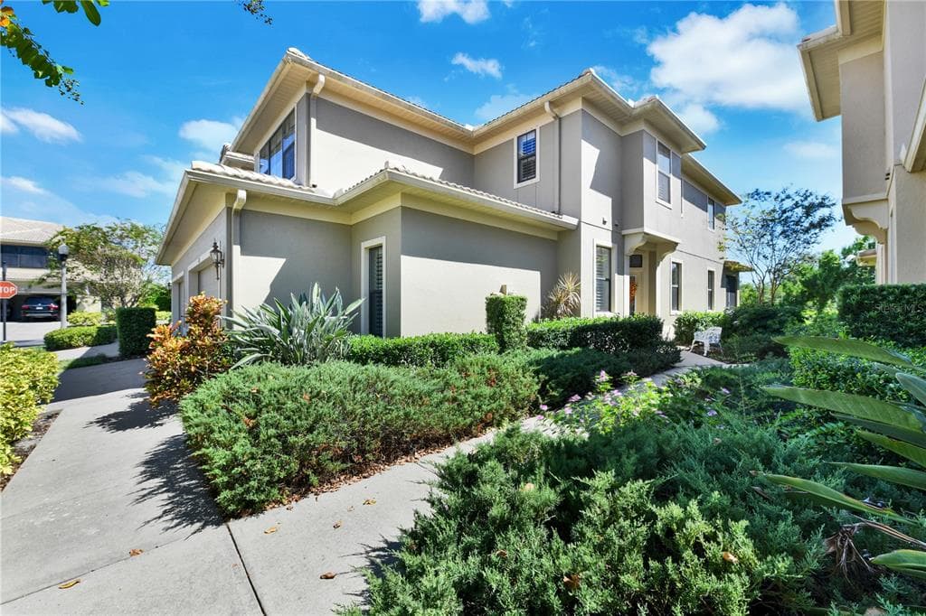 8206 LAPIN COURT