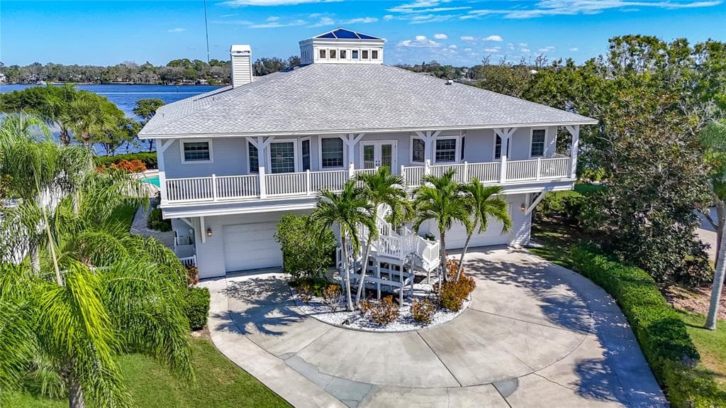 1508 RIVERSIDE DRIVE TARPON SPRINGS, FL 34689