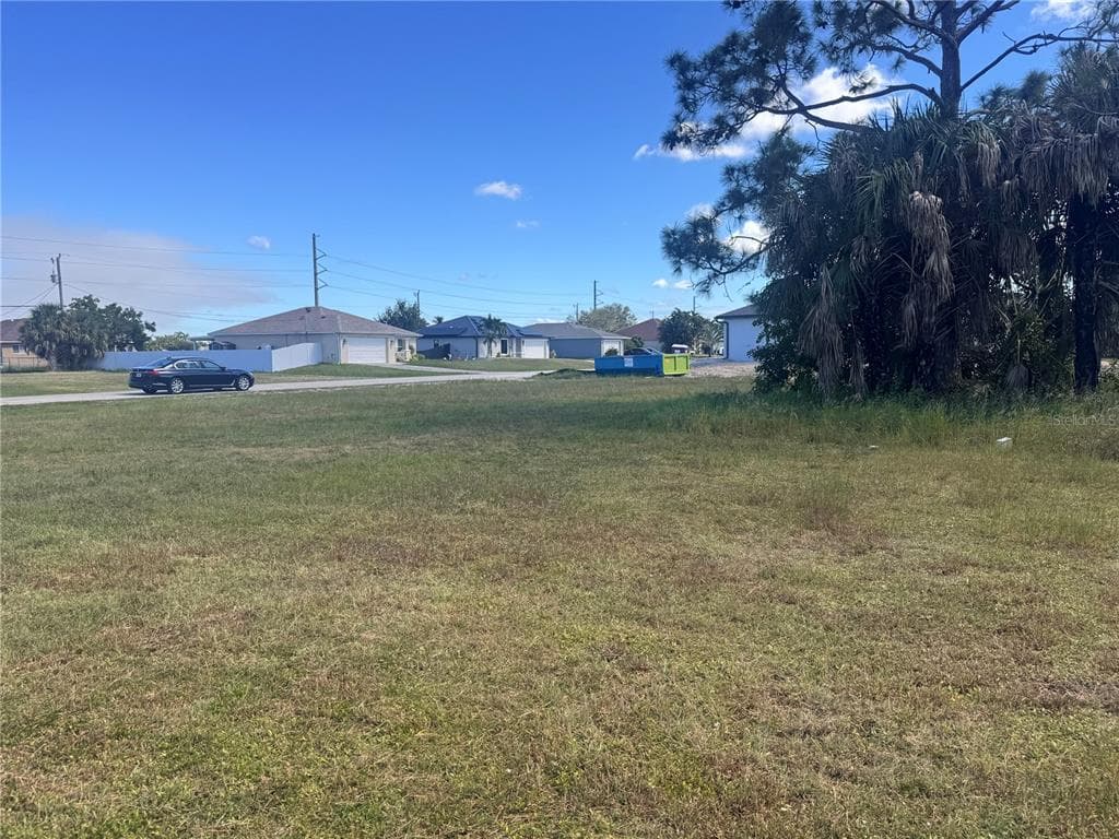 322 NE 27TH STREET CAPE CORAL, FL 33909