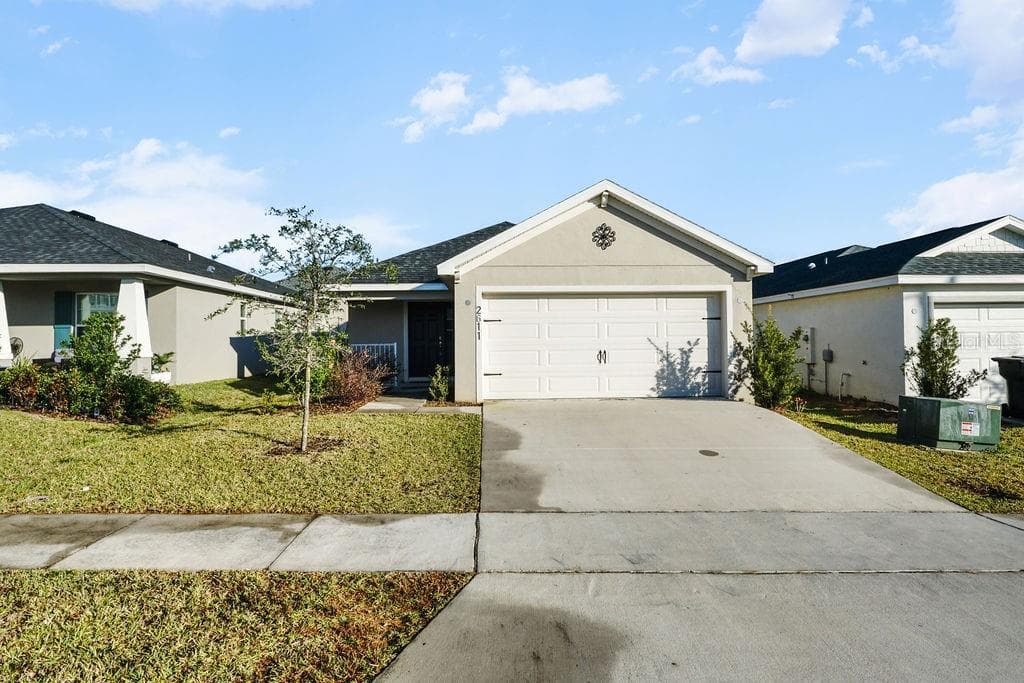 2611 TULIP DRIVE DAVENPORT, FL 33837