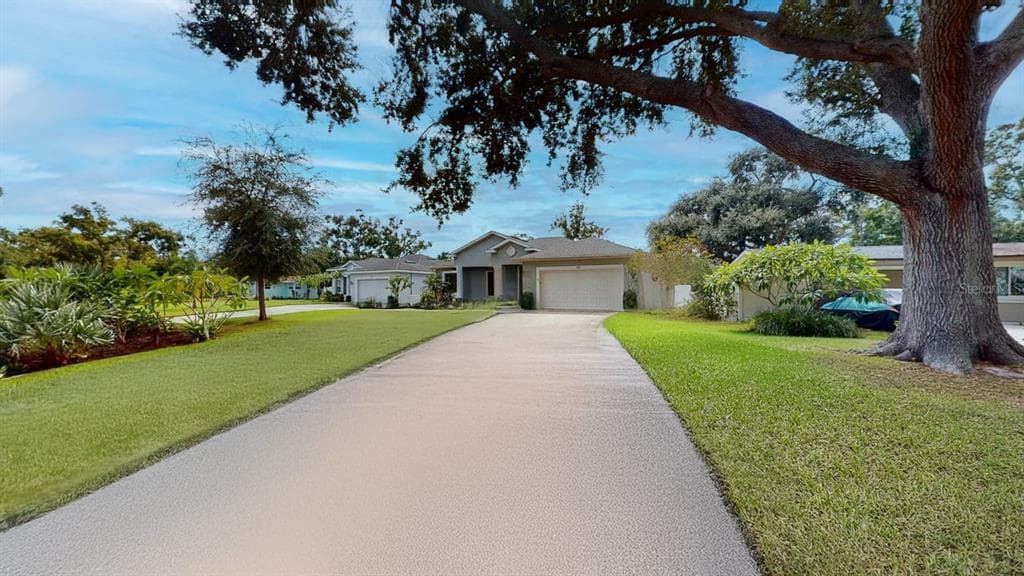 1824 BONITA WAY S