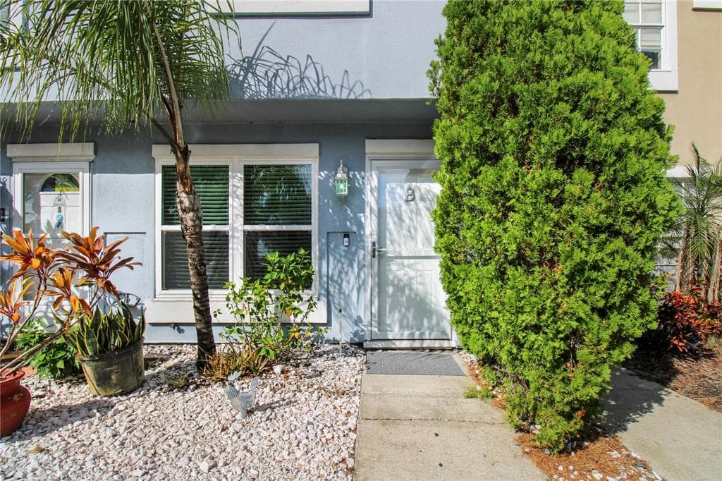 6661 121ST AVENUE UNIT B